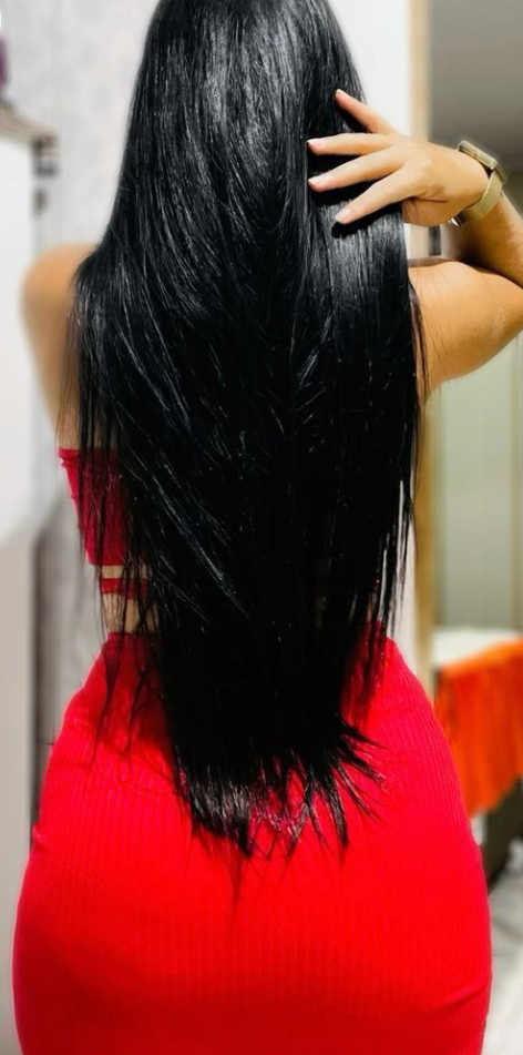 Hola papasito latina natural me encanta chupar polla profundo