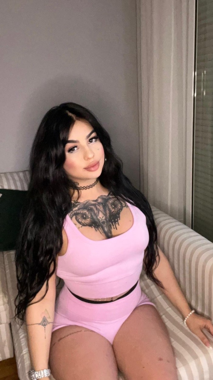 Dominatris. Esperta en. Convertir hombres a zorras sumisos Valladolid