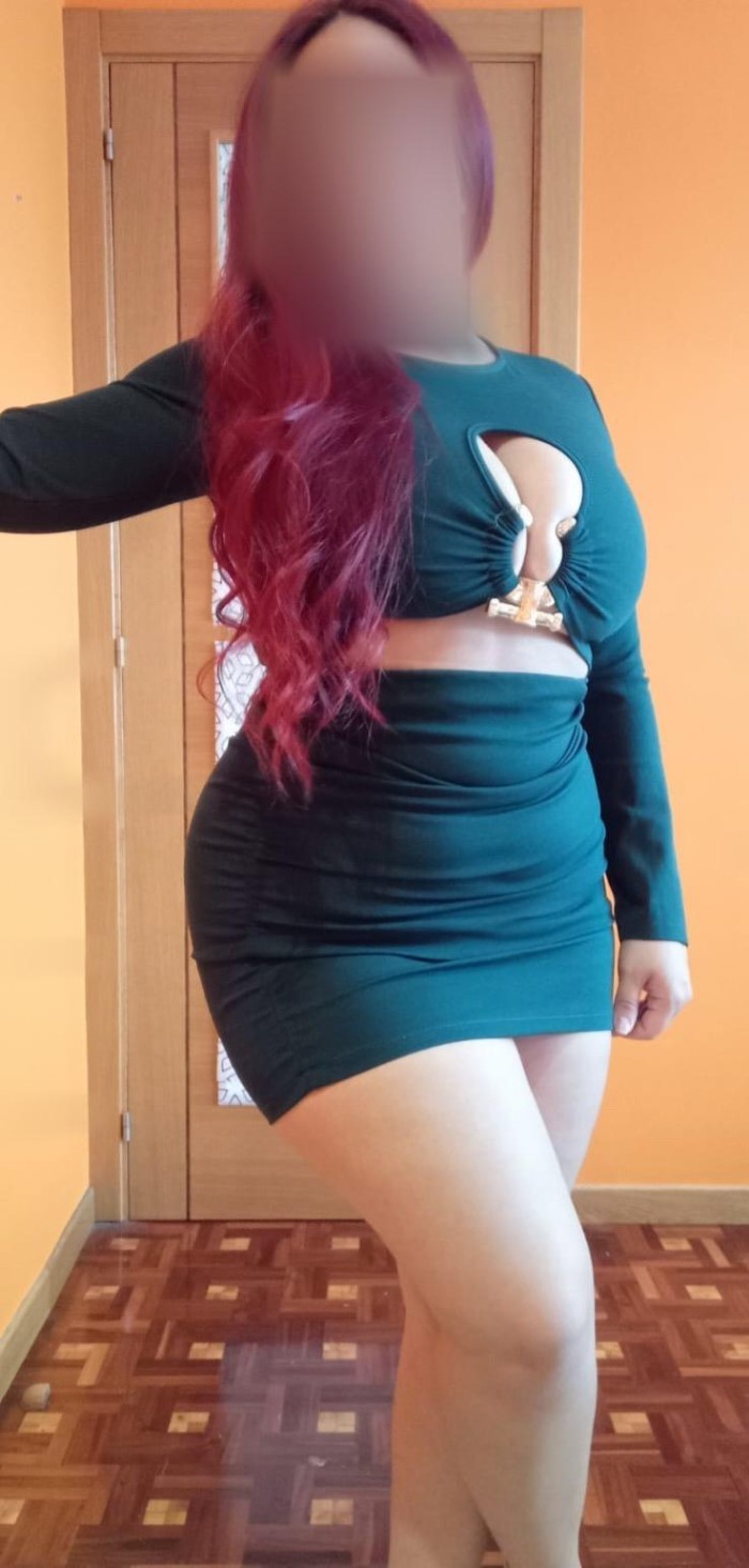 CHICA EXOTICA CON GANAS DE COMERTE