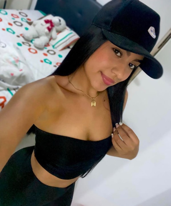 Morenita caliente