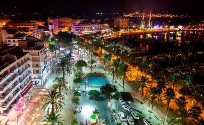 PLAZA IBIZA, MUCHO TRABAJO. 600570687