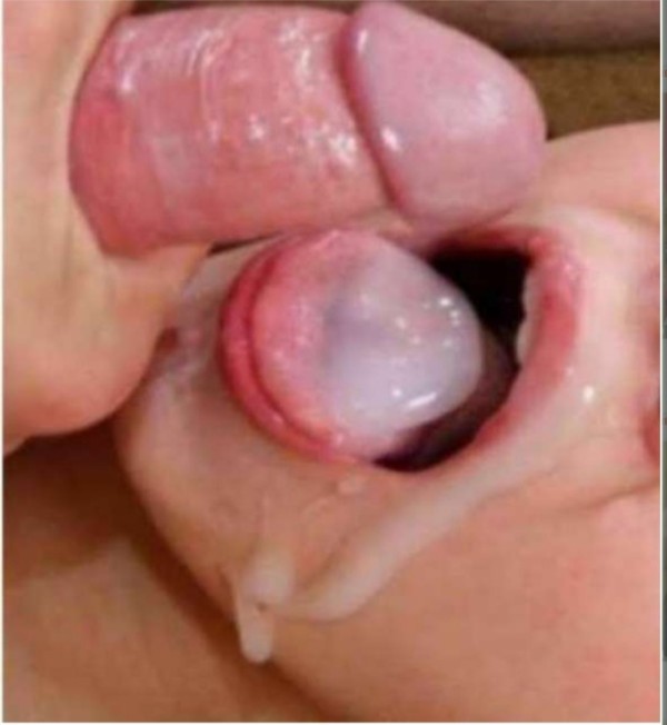 TETAS DELICIOSAS MAMADA NATURAL MUY ENSALIBABA CORRIDA EN BOCA