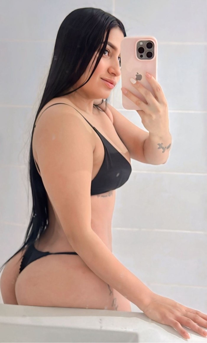 quiero tu leche en mis tetas