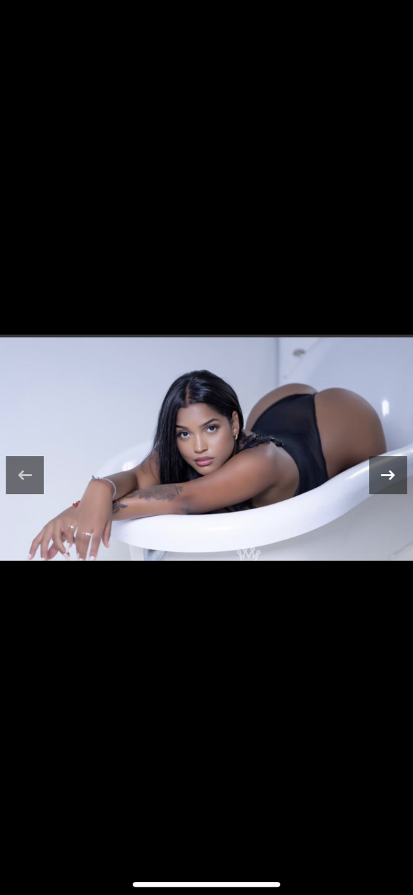 chica cubana súper caliente en Albacete