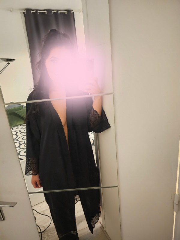 SOY UNA LATINA CARIÑOSA Y MUY AMABLE QUE TE TRATARÉ DE LA MEJOR MANERA