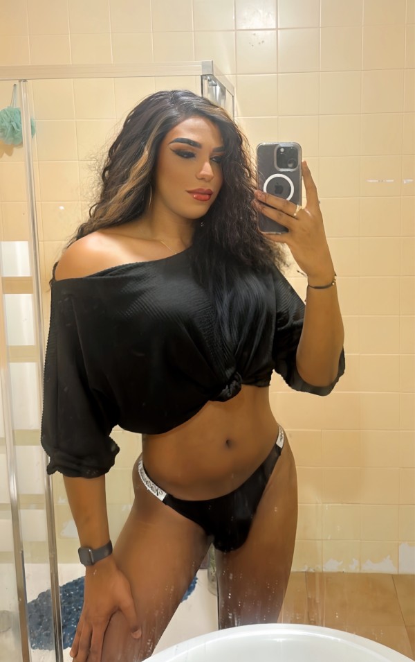 Mulata de lujo, NOVEDAD