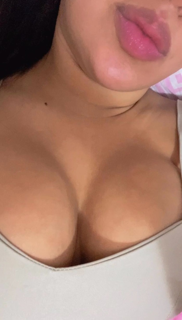 HERMOSA LATINA EN AGUADULCE VEN A VERME !!