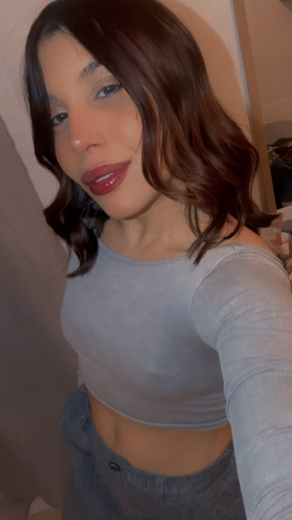 Vivi Fiestera y cariñosa