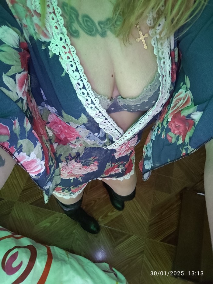 Morbosa y viciosa española de 34 años