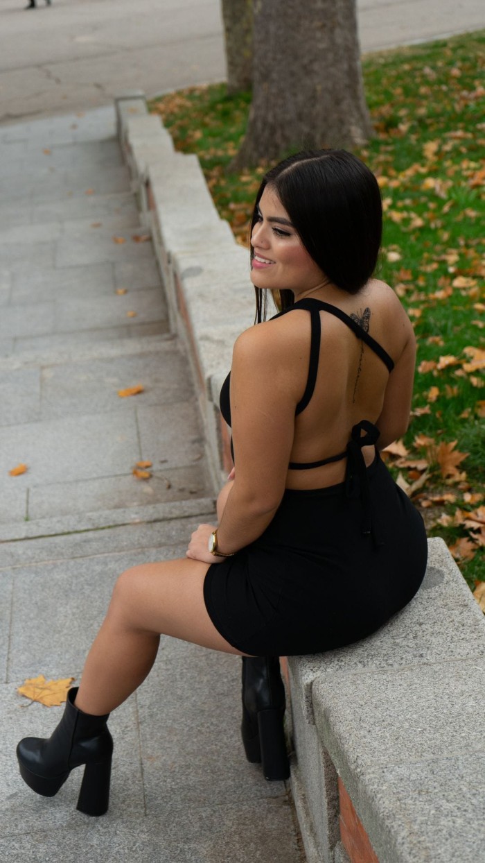 MUÑEQUITA EXÓTICA Y SENSUAL EN IBIZA