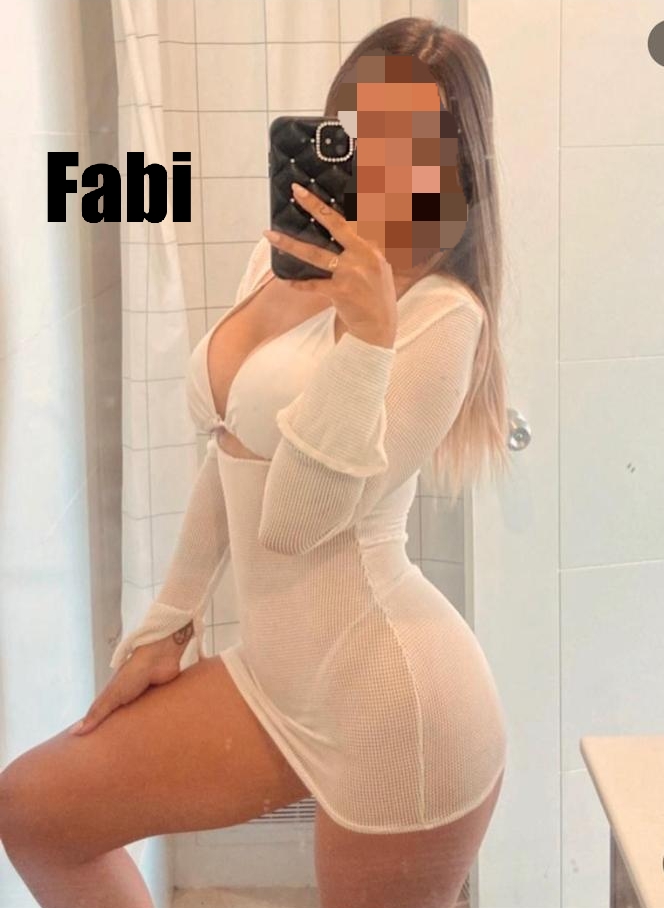 GUAPISIMA ATRACTIVA FIESTERA GUARRILLA