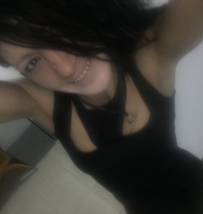 Española fiesta 24h cerca d Romana ySALIDAS