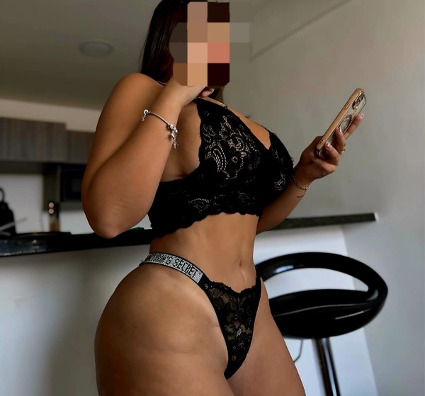 Morena guapa voluptuosa SOLO LLAMDAS Y MSJ POR WASASP WASAPP