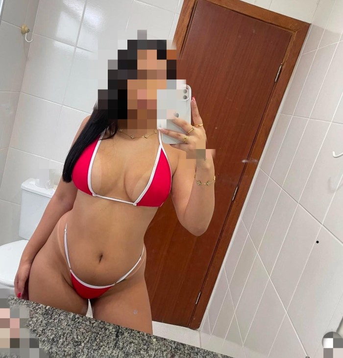 VALENTINA CALIENTE SALVADOREÑA RECIEN LLEGADA 24H