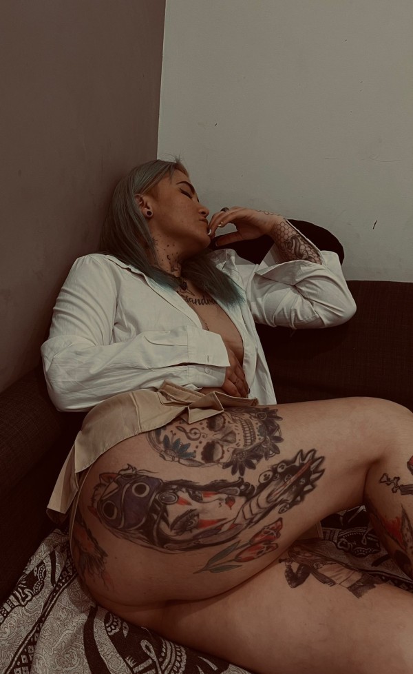 DULCE TATUADA EXOTICA DIOSA DEL GRIEGO