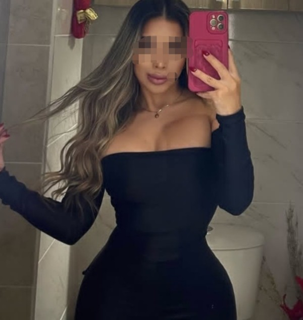 ELEGANCIA SENSUALIDAD Y SOFISTICACION Y MUCHA DISCRECION