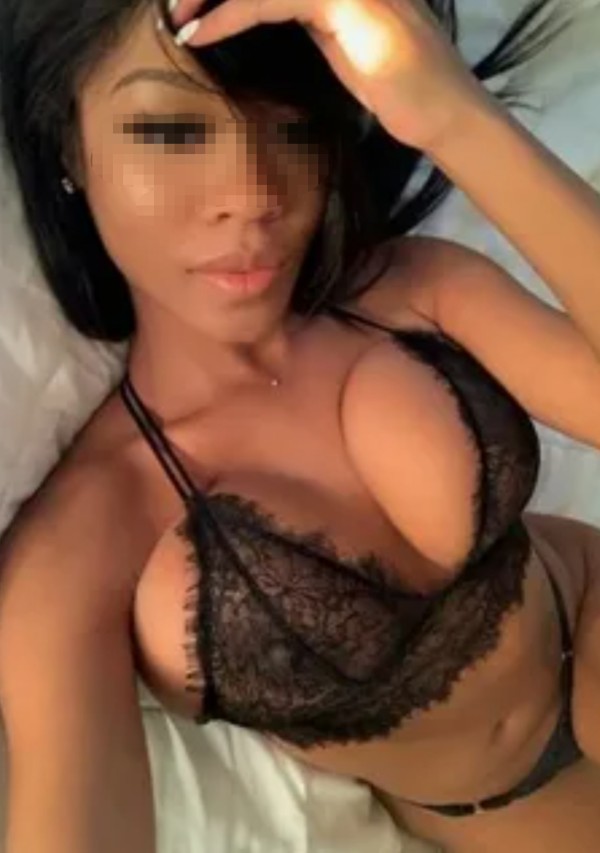 MULATITA TODA VICIOSILLA PRECIOSA  olesa