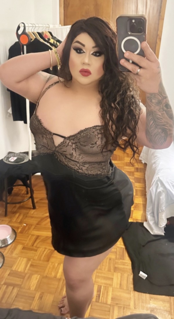 MI ESPECIALIDAD ES COMER POLLA Y RECIBIR HASTA TU ÚLTIMA GOTA DE LECHE