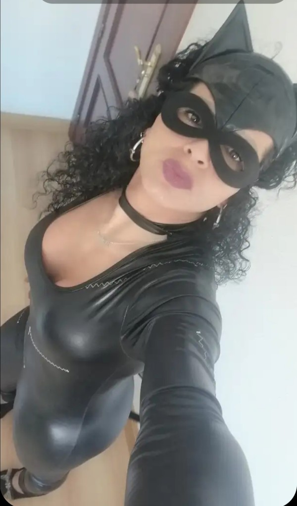 NOVEDAD KATALINA TRANS SIN TAPUJOS MORENA EN UN CUERPO DE DIOSA