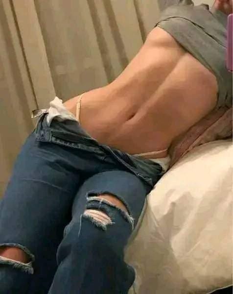 Karen fiestera inplicada morbosilla jovencita