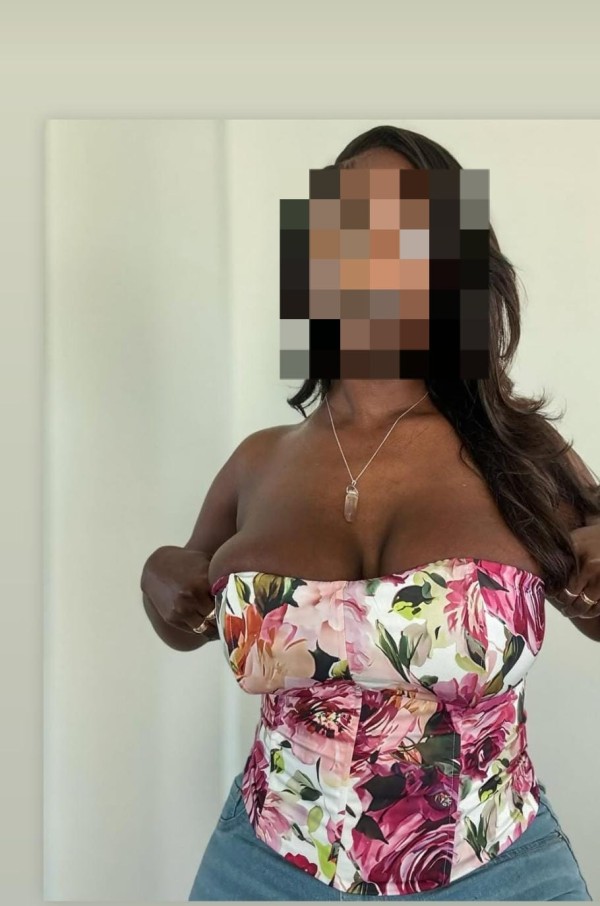 Latina extra caliente