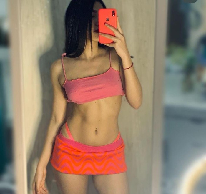 Sasha fiestera a tope y atrevida