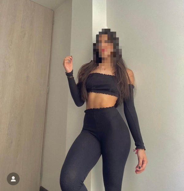 VENEZOLANA  TATRO ESQUISITO **SEXO**24H