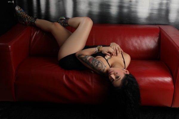 Morena 23 años guarrona y fiestera 24hs