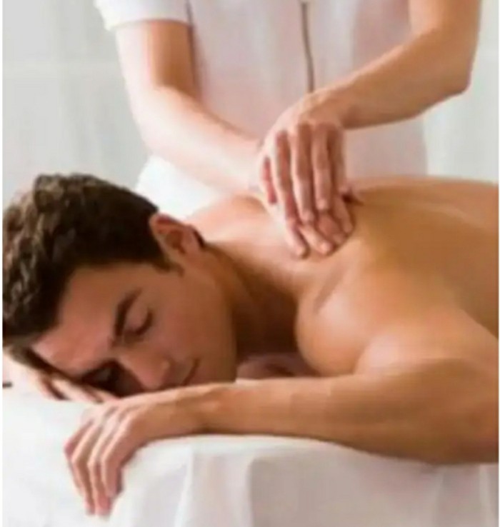 VALENTINA SOY TU DIOSA VEN A CONOCERME GUAPA RUBIA