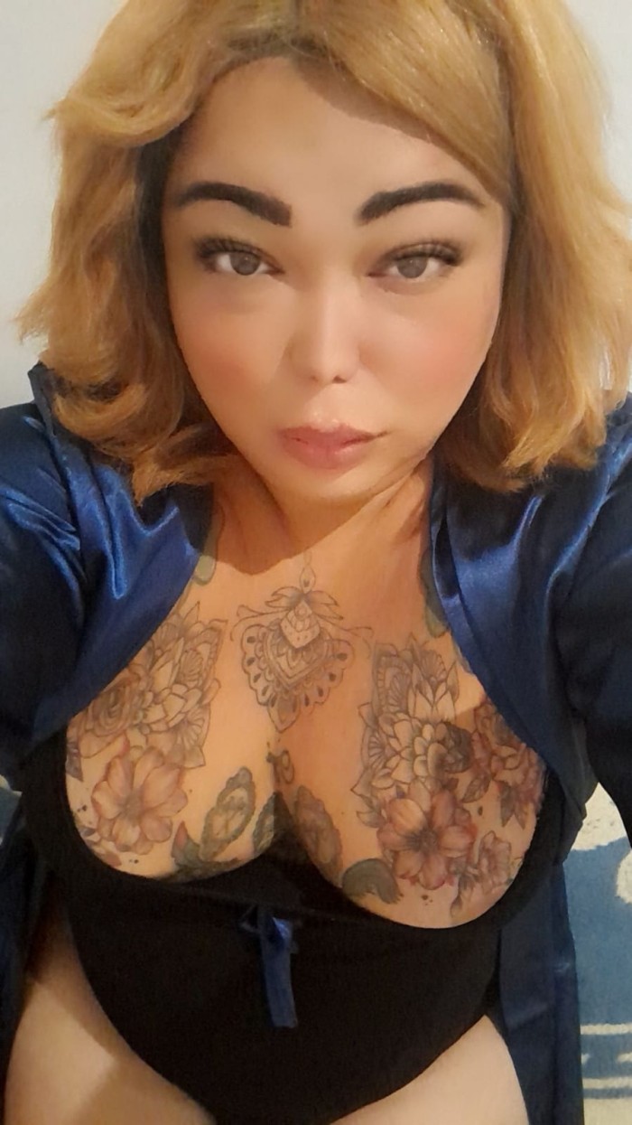 Aproveitem Camila Lopes super activa pouco dias en OURENSE.664689098