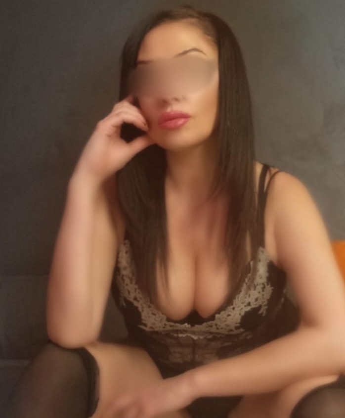 LUCÍA ESPAÑOLA INDEPENDIENTE