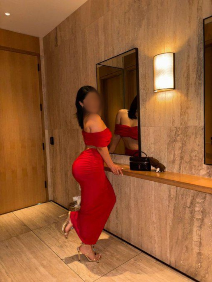 NUEVA 1RA FIESTERA SALIDAS FRANCÉS NATURAL BESOS