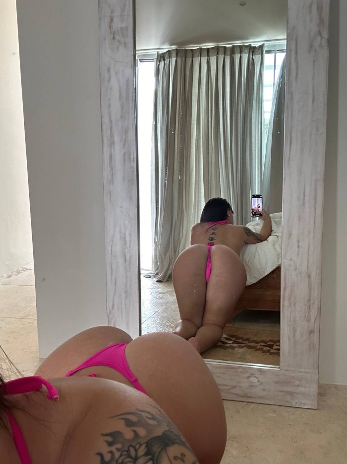 Española Joven Juguetona