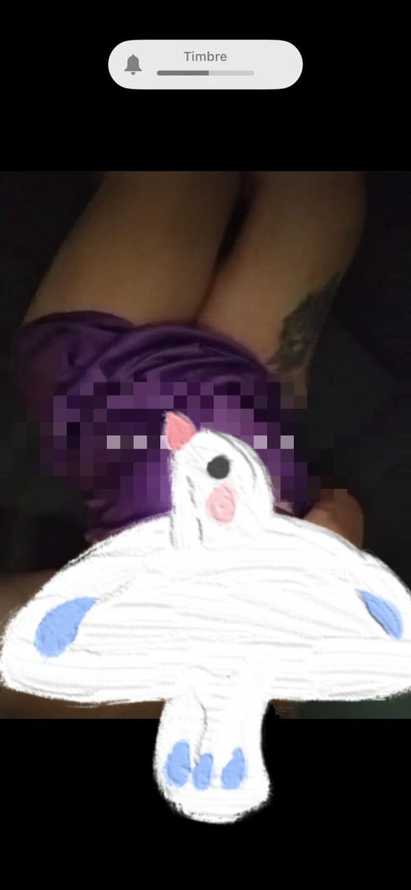 Dama madurita elegante complaciente