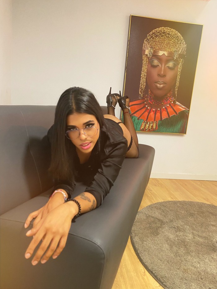 JOVENCITA TRANS CON GANAS DE UN BUEN ENCUENTRO.. S