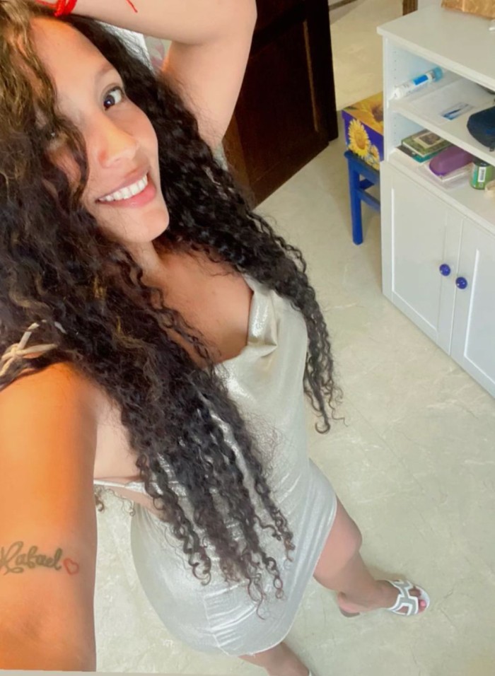 TU SCORT CACHONDA Y DISPUESTA A FOLLAR