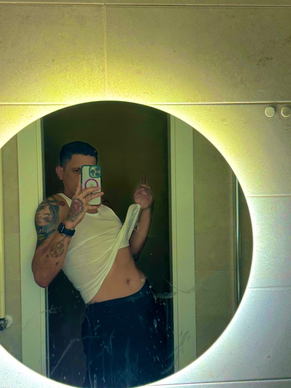 NOVEDAD EN TU CIUDAD VENEZOLANO, MODELO Y ACTOR XXL