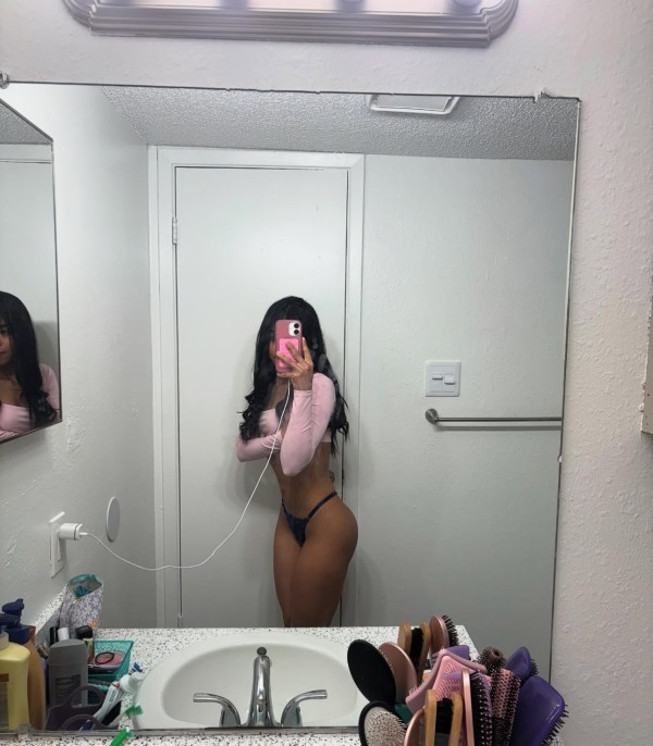 Nueva Jovencita recién llegada de Venezuela Bilbao FIESTERA A TOPE