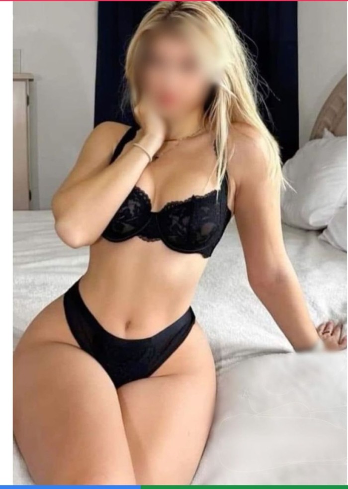 RUBİA VICIOSA TRATO DE NOVİA Y FIESTERA