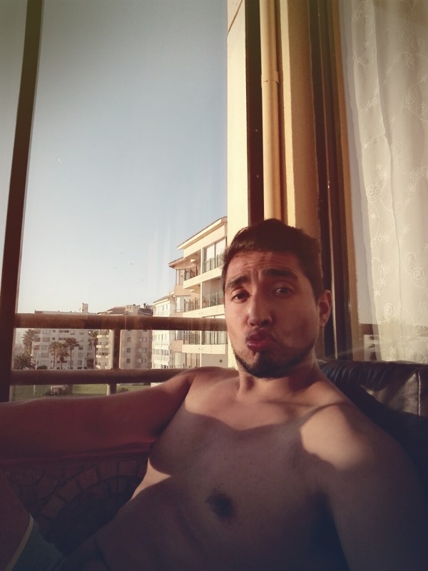 Renato moreno latino masajista escort muy majo