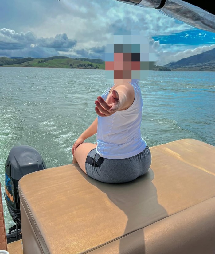 Gordi bueno latino Muy Discreto