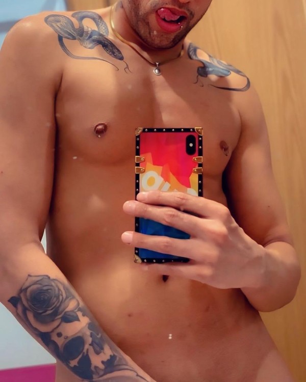 “BARCELONA “ MACHO BISEXUAL MASAJISTA CAÑERO BIG TOP “MANOS, PIES GRANDES