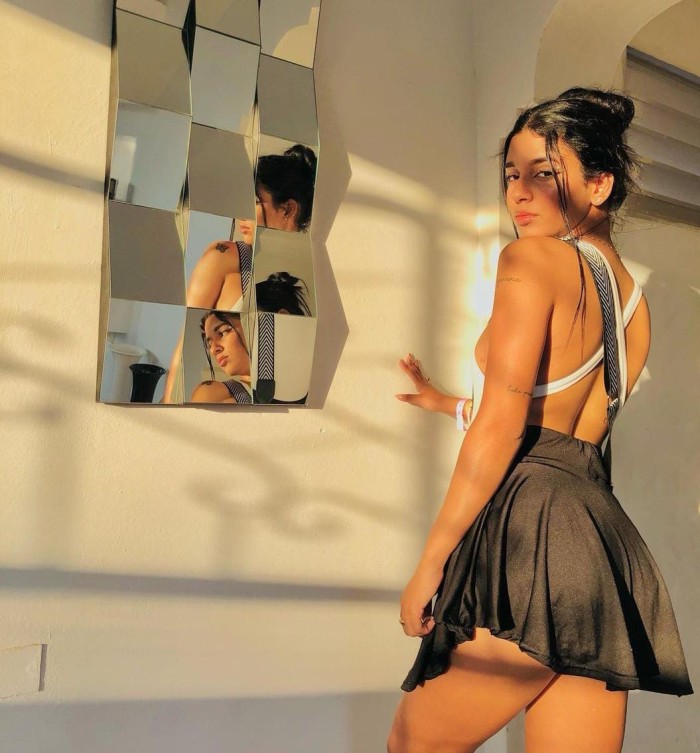 Colombiana muy fogosa jovencita NOVEDAD