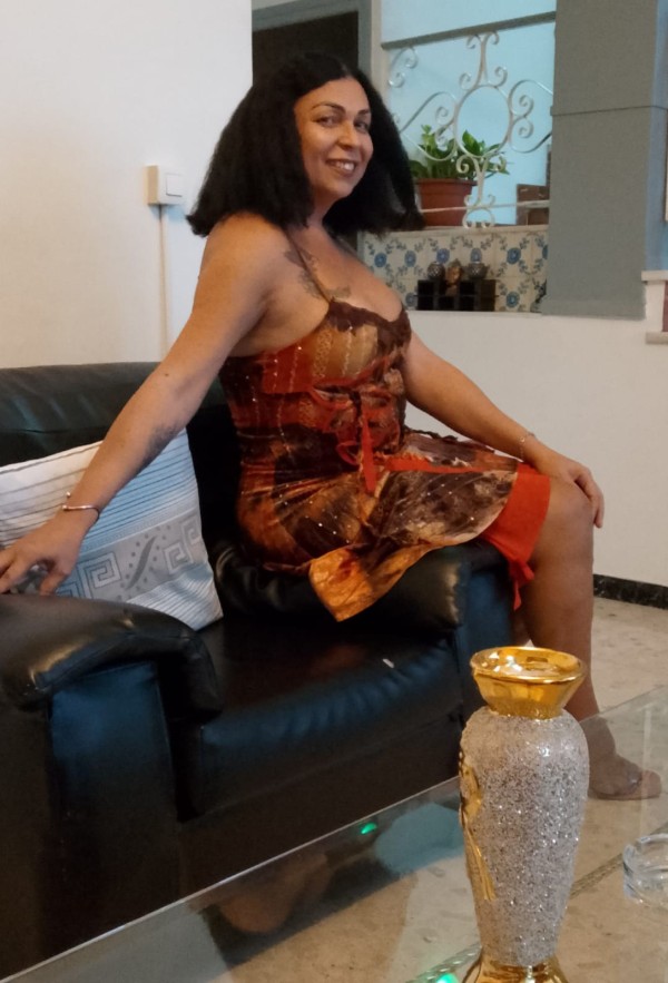 TRAVESTI MORENAZA FIESTEIRA AMANDA TAYLOR TOP