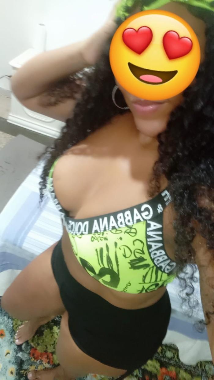 Morena cachonda en Torrassa