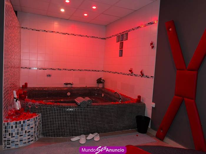 PLAZAS Y HABITACIONES DISPONIBLES