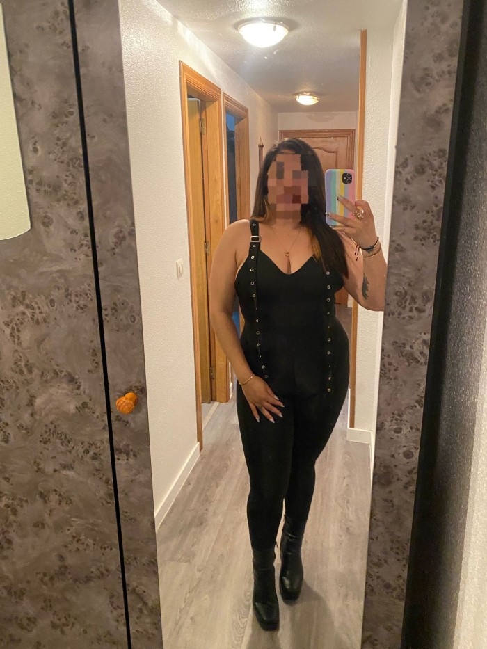 TENGO CASA SOLA ….. VEN POR MI