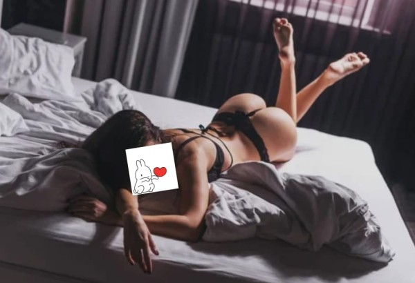 Totana Sarita Brasileña jovencita cariñosa educada