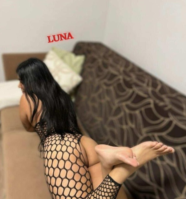 AMIGAS 24 HORAS FIESTERAS , ZONA LA GAVIA!! 612207840.