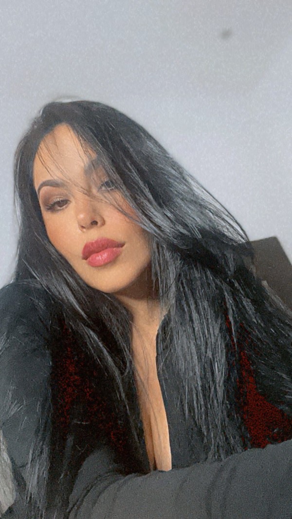 Lucia Fiestera Encantadora Pocos Días en Granada